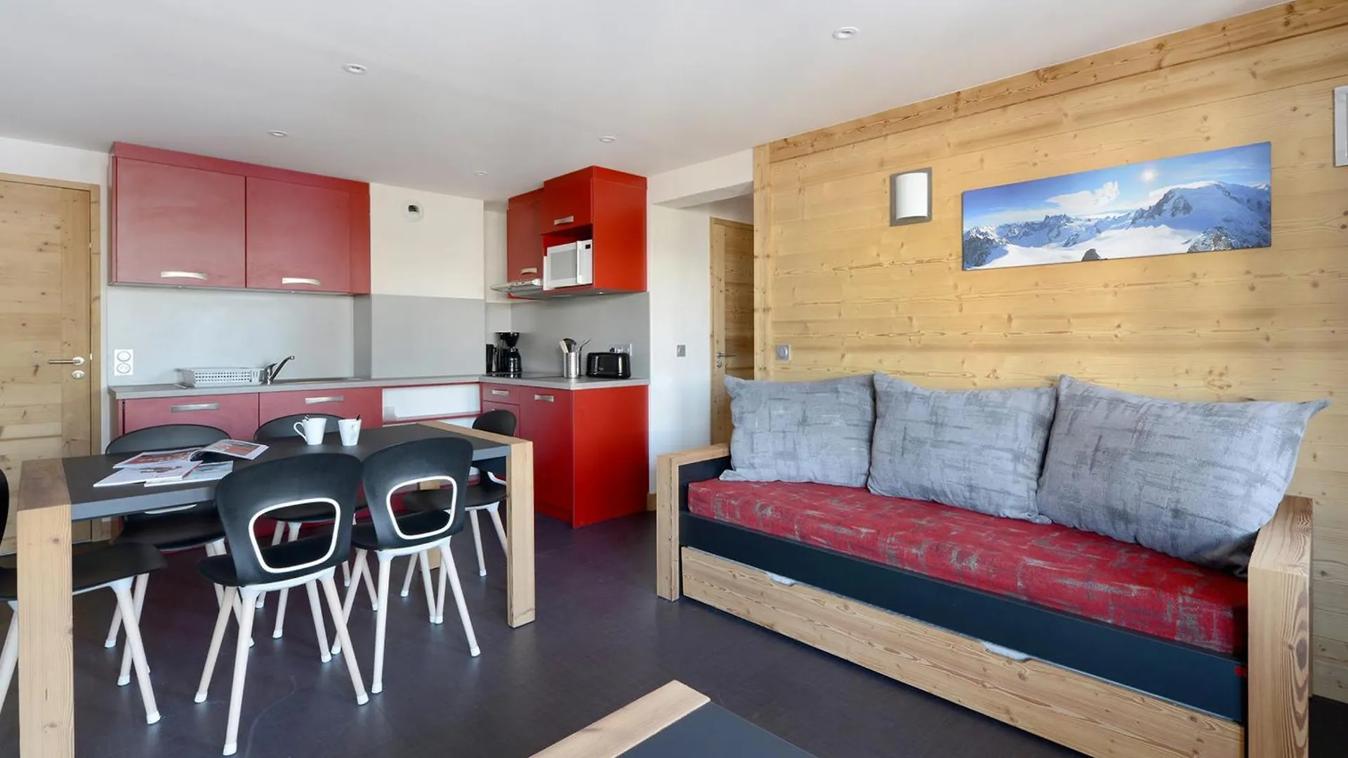 Apartment Spacieux Appartement Renove Avec Balcon, Acces Ski Au Pied Et Espace Bien-Etre - Fr-1-181-1929 La Plagne-Tarentaise